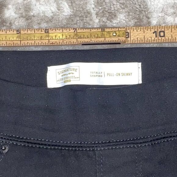 Levi's Pull-On Shaping Denim Jeggings Totally Shaping pull-on skinny SZ MP EUC - Picture 8 of 11
